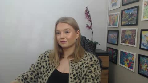 Erica online show from 11-08-25, 08:47