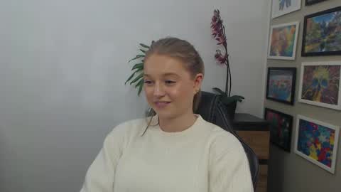 Erica online show from 12-01-25, 09:14