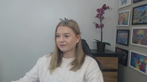 Erica online show from 01-16-26, 11:47