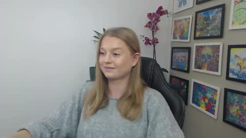 Erica online show from 03-17-26, 01:47