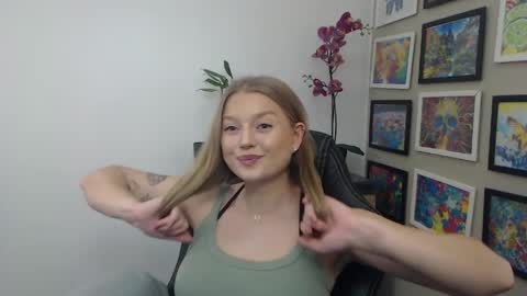 Erica online show from 03-31-26, 08:59