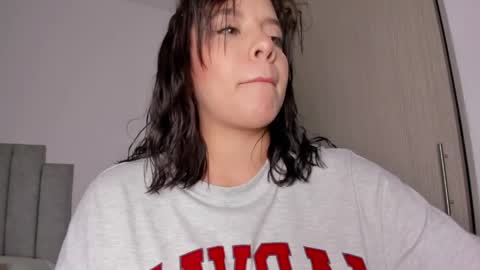 Snapshot of mysteyes chatting on 05-20-26, 11:55 Elena online show from 05-20-26, 11:55