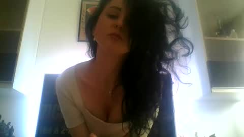 Mystic Arya online show from 12-14-25, 08:41