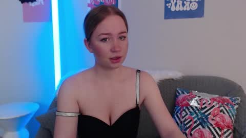 Snapshot of mystic_barbie chatting on 11-15-25, 11:54 Barbie online show from 11-15-25, 11:54