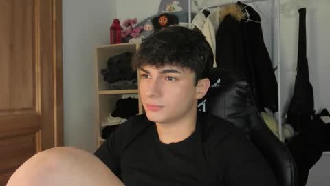 Evan Brown online show from 10-15-25, 02:17