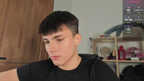 Evan Brown online show from 11-26-25, 10:22