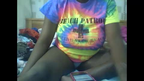 Snapshot of mystic_linna chatting on 10-05-25, 05:00 mystic_linna online show from 10-05-25, 05:00