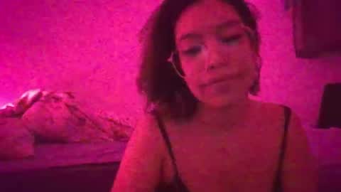 Snapshot of mystic_mika chatting on 12-16-24, 04:45 Mika online show from 12-16-24, 04:45