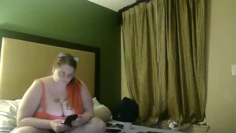 Snapshot of mysticlynn420 chatting on 12-03-24, 03:41 MysticLynn online show from 12-03-24, 03:41