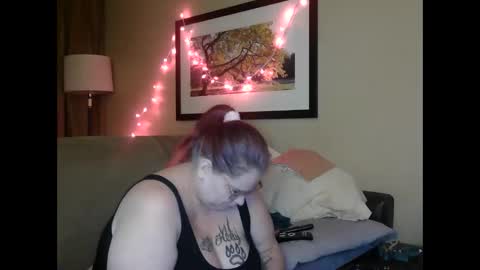 Snapshot of mysticlynn420 chatting on 12-09-24, 03:50 MysticLynn online show from 12-09-24, 03:50