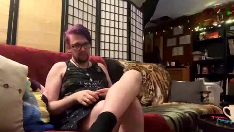 mysticonique online show from 12-31-24, 04:16