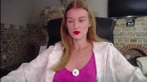 Snapshot of mysticvenus_ chatting on 09-18-25, 03:58 mysticvenus_ online show from 09-18-25, 03:58