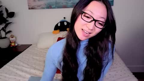 MySweetSofie online show from 10-26-25, 08:15