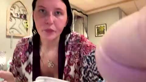Snapshot of n0rmalgurl chatting on 08-03-26, 04:11 n0rmalgurl online show from 08-03-26, 04:11