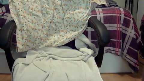 Snapshot of n0ttheface chatting on 01-29-25, 10:22 N0ttheFace online show from 01-29-25, 10:22