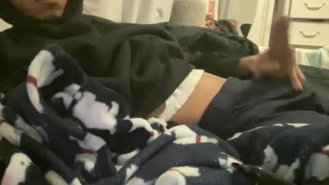 Snapshot of n1ix chatting on 10-24-25, 02:08 newbie online show from 10-24-25, 02:08