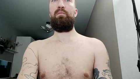 Snapshot of n22day22 chatting on 11-14-25, 01:10 Mr Bigmagnum online show from 11-14-25, 01:10