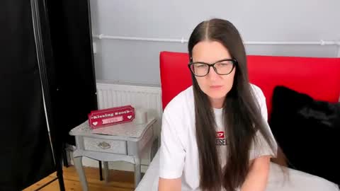 nadiatrue online show from 07-16-26, 05:19