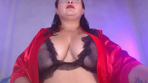 Snapshot of nadiawhite_ chatting on 11-23-25, 09:20 Nadia online show from 11-23-25, 09:20