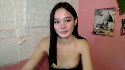 nadiestar online show from 02-05-25, 11:28