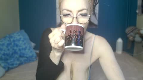 Snapshot of nadinnnea chatting on 03-30-26, 07:31 nadinnnea online show from 03-30-26, 07:31