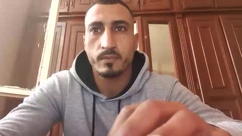 Snapshot of nadirff16 chatting on 01-09-26, 01:25 V online show from 01-09-26, 01:25