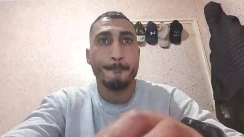 Snapshot of nadirff16 chatting on 02-05-26, 04:55 V online show from 02-05-26, 04:55