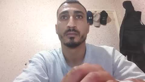 Snapshot of nadirff16 chatting on 02-11-26, 05:29 V online show from 02-11-26, 05:29