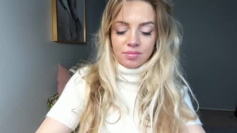 Snapshot of nadyasoft chatting on 01-22-25, 08:06 Nadyasoft online show from 01-22-25, 08:06