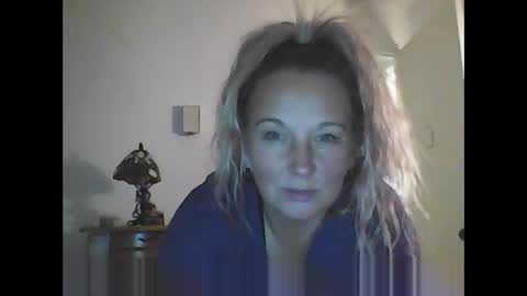 Snapshot of naenae937 chatting on 02-24-25, 06:49 naenae937 online show from 02-24-25, 06:49