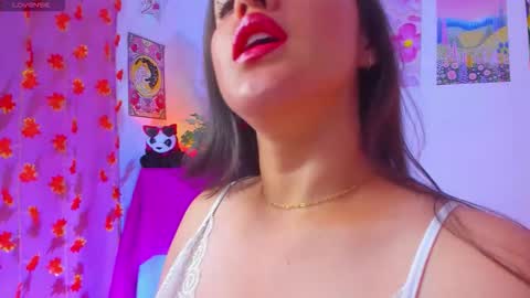 Snapshot of naharasoler chatting on 03-22-26, 09:18 Nahara Soler online show from 03-22-26, 09:18