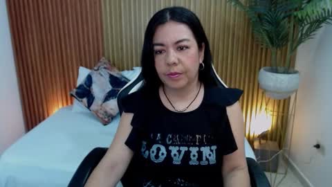 Snapshot of nahia_13 chatting on 01-16-25, 11:48 N A H I A online show from 01-16-25, 11:48