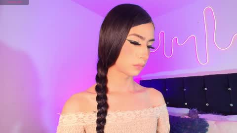 NahiaVictoria  online show from 03-31-26, 03:01