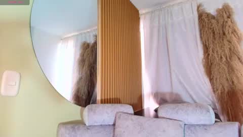 Snapshot of nahiavictoria chatting on 07-01-26, 03:23 NahiaVictoria online show from 07-01-26, 03:23