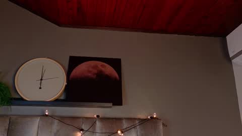  VICTORIA  online show from 02-09-26, 07:40