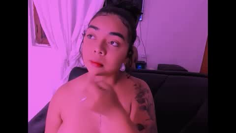 Snapshot of nahomy_hancook chatting on 11-23-25, 10:26 nahomy_hancook online show from 11-23-25, 10:26