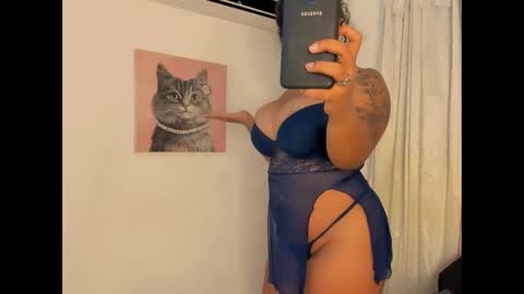 Snapshot of nahomy_hancook chatting on 11-25-25, 01:27 nahomy_hancook online show from 11-25-25, 01:27