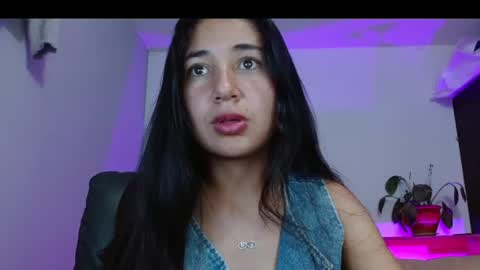 Snapshot of nahomy_rain chatting on 08-05-26, 02:03 online show from 08-05-26, 02:03