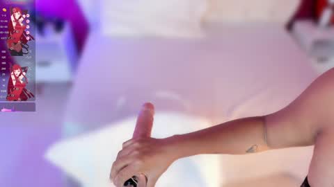 Nahomy Roberts online show from 02-25-25, 03:05