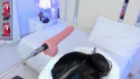 Nahomy Roberts online show from 02-07-26, 08:40