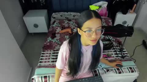 Snapshot of nai_blue chatting on 10-01-25, 02:39 nai_blue online show from 10-01-25, 02:39