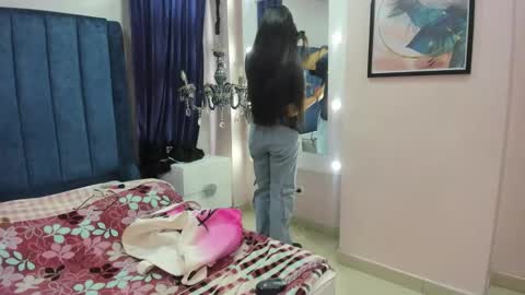 Snapshot of nai_blue chatting on 10-18-25, 11:55 nai_blue online show from 10-18-25, 11:55