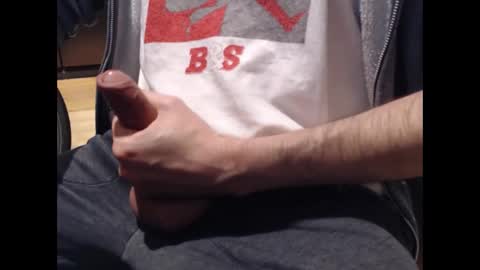 Snapshot of naide chatting on 01-27-25, 12:43 Naide online show from 01-27-25, 12:43