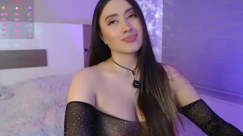 Snapshot of nailahk chatting on 12-17-25, 11:55 NAILAHK online show from 12-17-25, 11:55