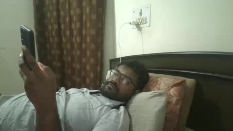 NAIRANANDU28 online show from 04-13-26, 08:03