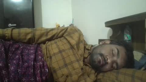 Snapshot of nairanandu28 chatting on 06-25-26, 12:54 NAIRANANDU28 online show from 06-25-26, 12:54