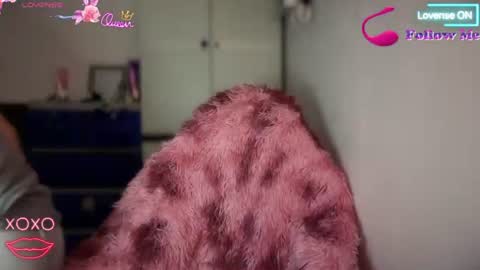 Snapshot of naisha143 chatting on 06-21-26, 11:29 MARY MAE online show from 06-21-26, 11:29