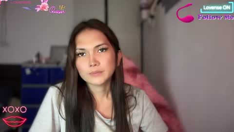 Snapshot of naisha143 chatting on 07-04-26, 03:24 MARY MAE online show from 07-04-26, 03:24