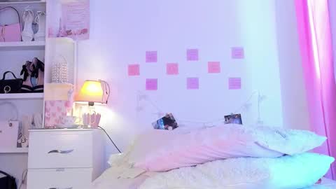 Naissha online show from 03-10-26, 01:38