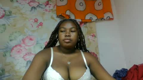 Snapshot of najinah chatting on 06-19-26, 06:45 najinah online show from 06-19-26, 06:45